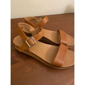 Steve Madden Aida Platform Sandal